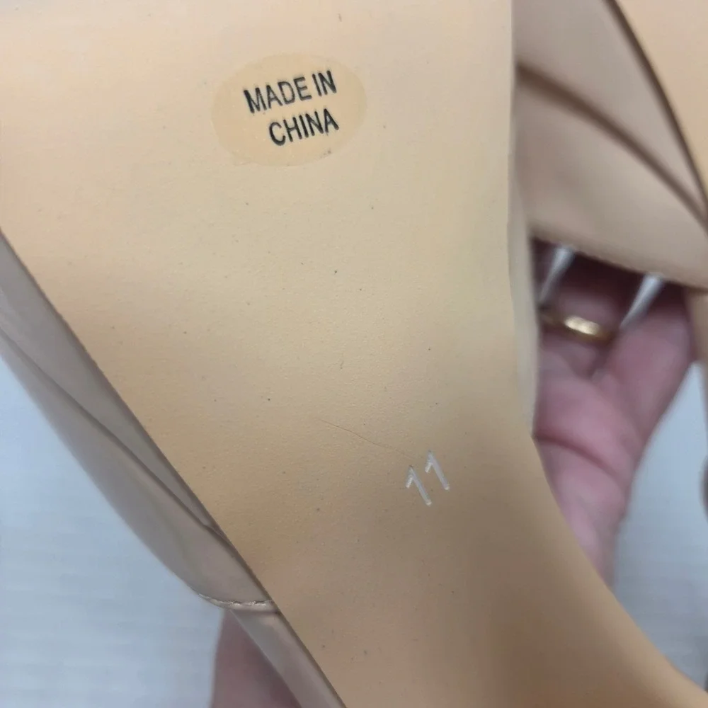 Motimoden Platform Pumps Women 11 Beige Patent Pointed Toe Ankle Strap MOT NWOT